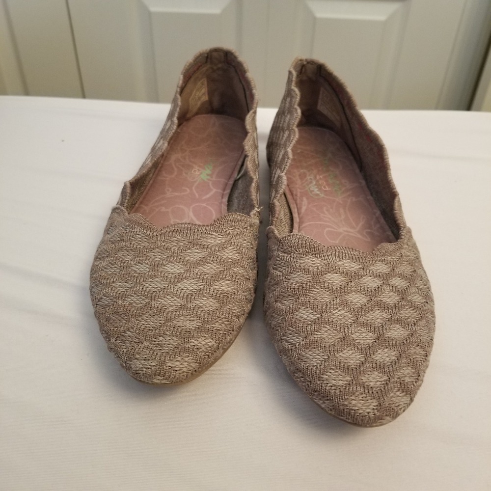 Skechers Cleo Scalloped Flats Womens Taupe Knit Ballet Slip On Shoes Size 7.5
